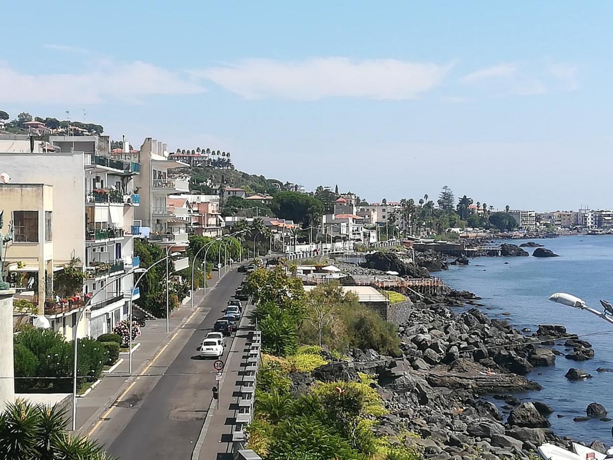 La Terrazza Dei Normanni Apartment Aci Castello Exterior photo